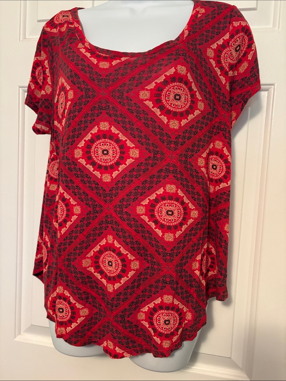 Lucky Brand Red Medallion Short Sleeve Tee